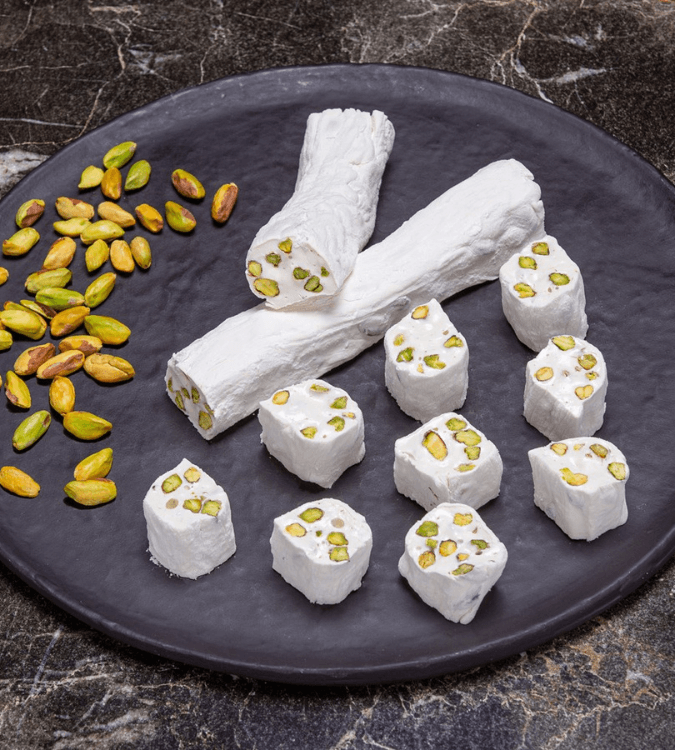 Turkish delight with milk and pistachio - 1 kg - Hafiz Mustafa