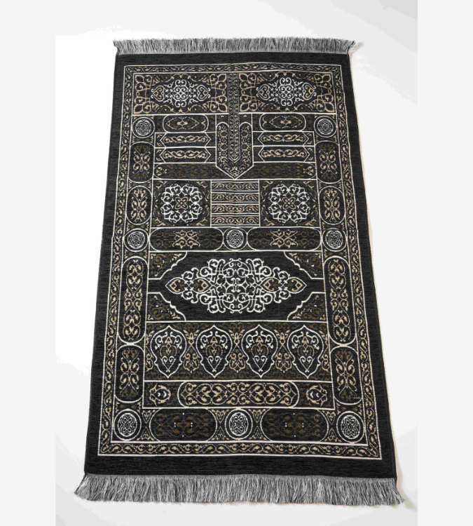 Luxury Ramadan gift set with gold and black details