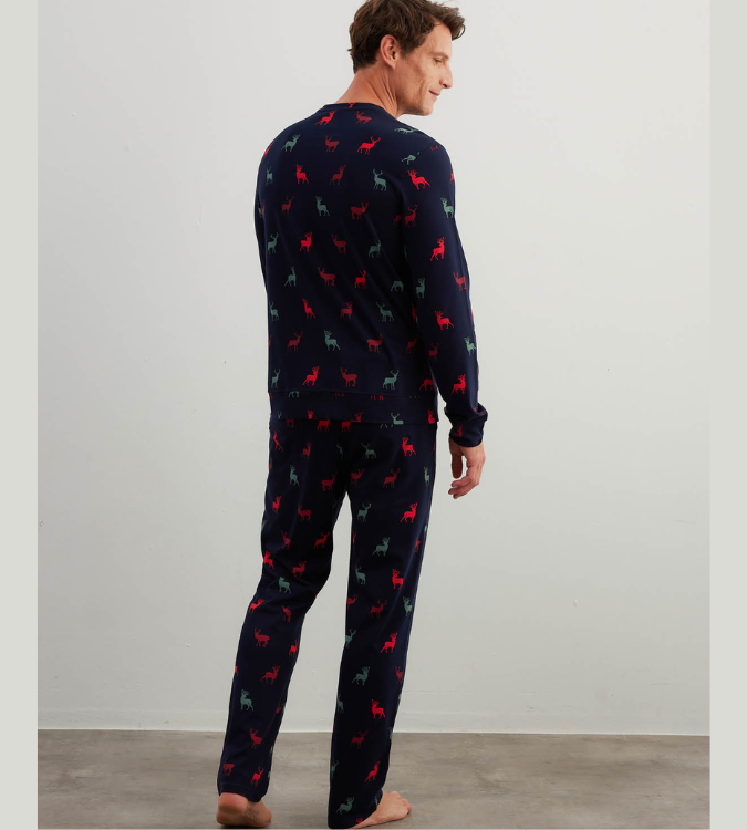 Men's cotton long-sleeved pajama set with a distinctive deer print
