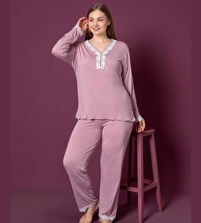 Women's pajamas with buttons and plaid collar, large size