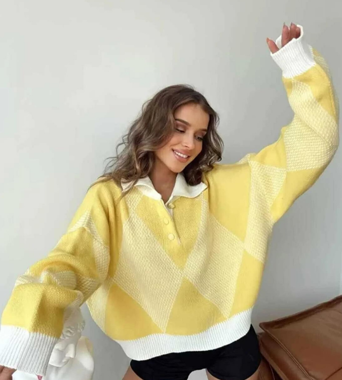 سترة نسائية أوفر سايز منقوشة باللون الأصفر