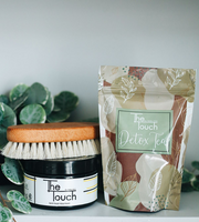 Body care set consisting of anti-cellulite cream 250 ml + ponytail brush + detox tea