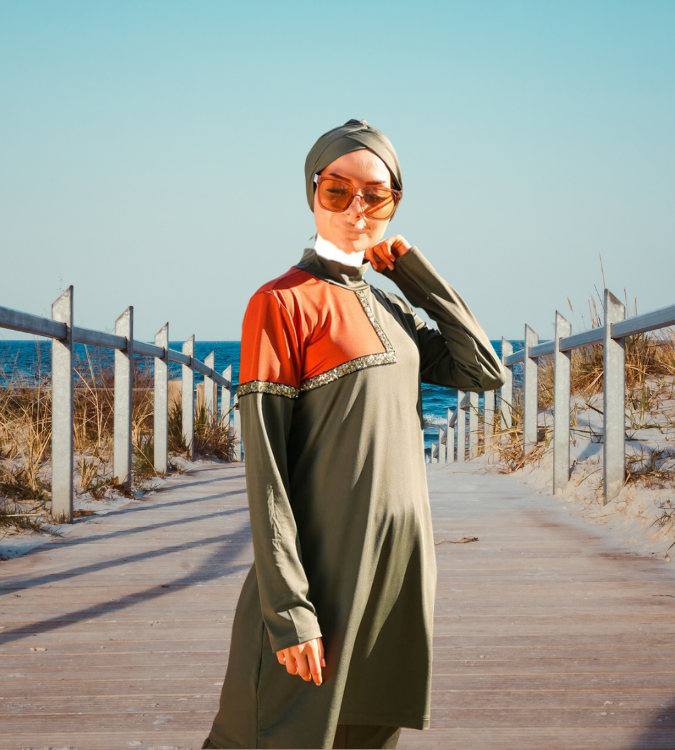 ملابس سباحة للنساء المحجبات