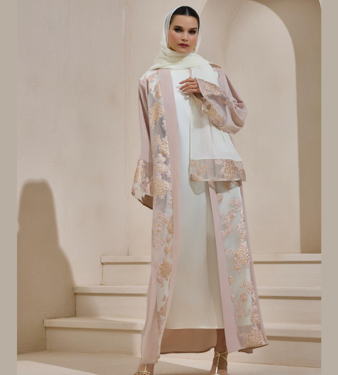 Maria Abaya with luxurious design and scarf