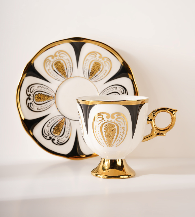 Luxury Ramadan gift set with gold and black details