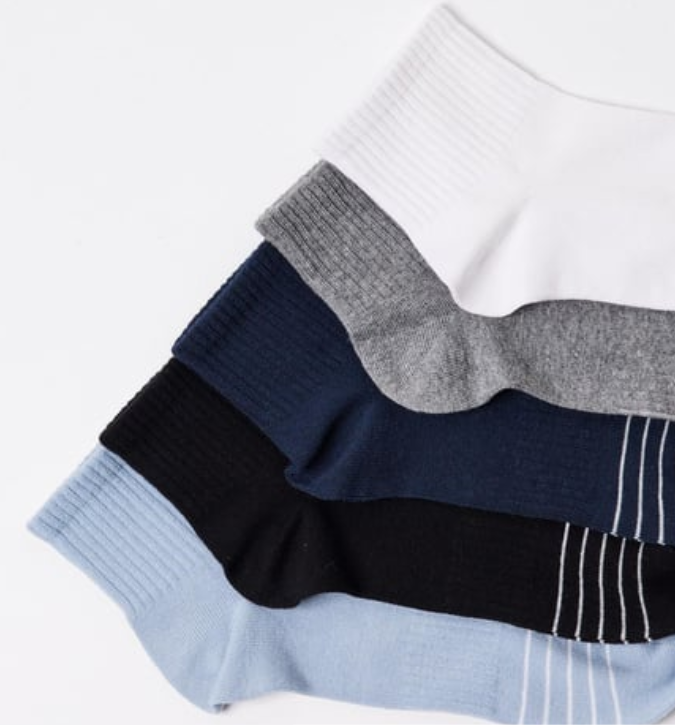 طقم جوارب رجالية مخططة (5 أزواج) – تصميم مريح وأنيق