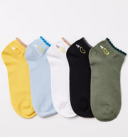 طقم جوارب نسائية (5 أزواج) – تصميم قلب لطيف وألوان عصرية