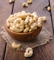 Raw cashews 500 grams