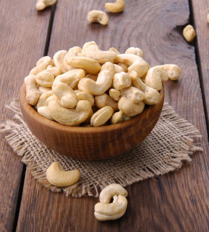 Raw cashews 500 grams