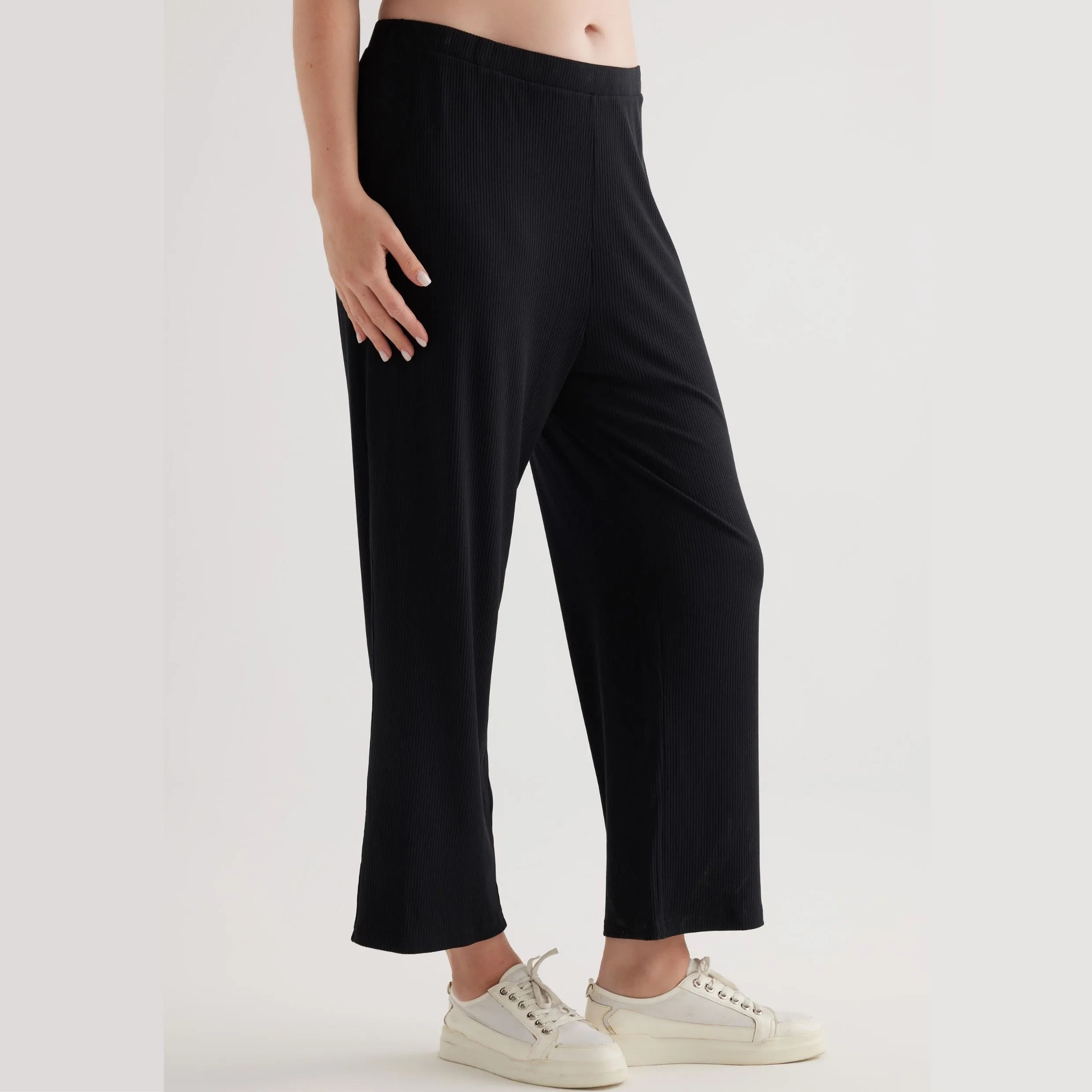 بنطال نسائي واسع بلس سايز - قماش مودال مضلع