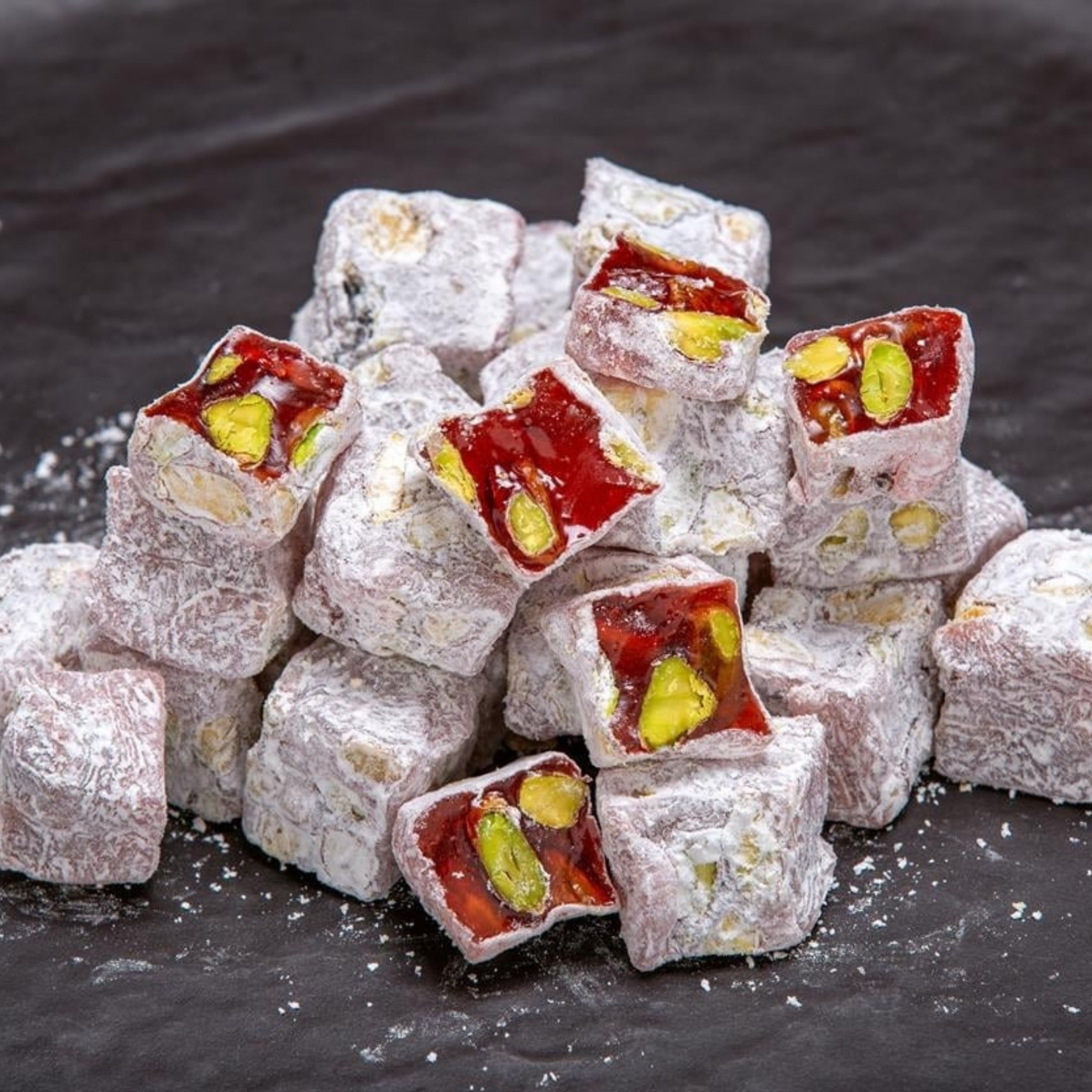 حلقوم تركي بنكهات متنوعة ومكسرات مختارة من حافظ مصطفى