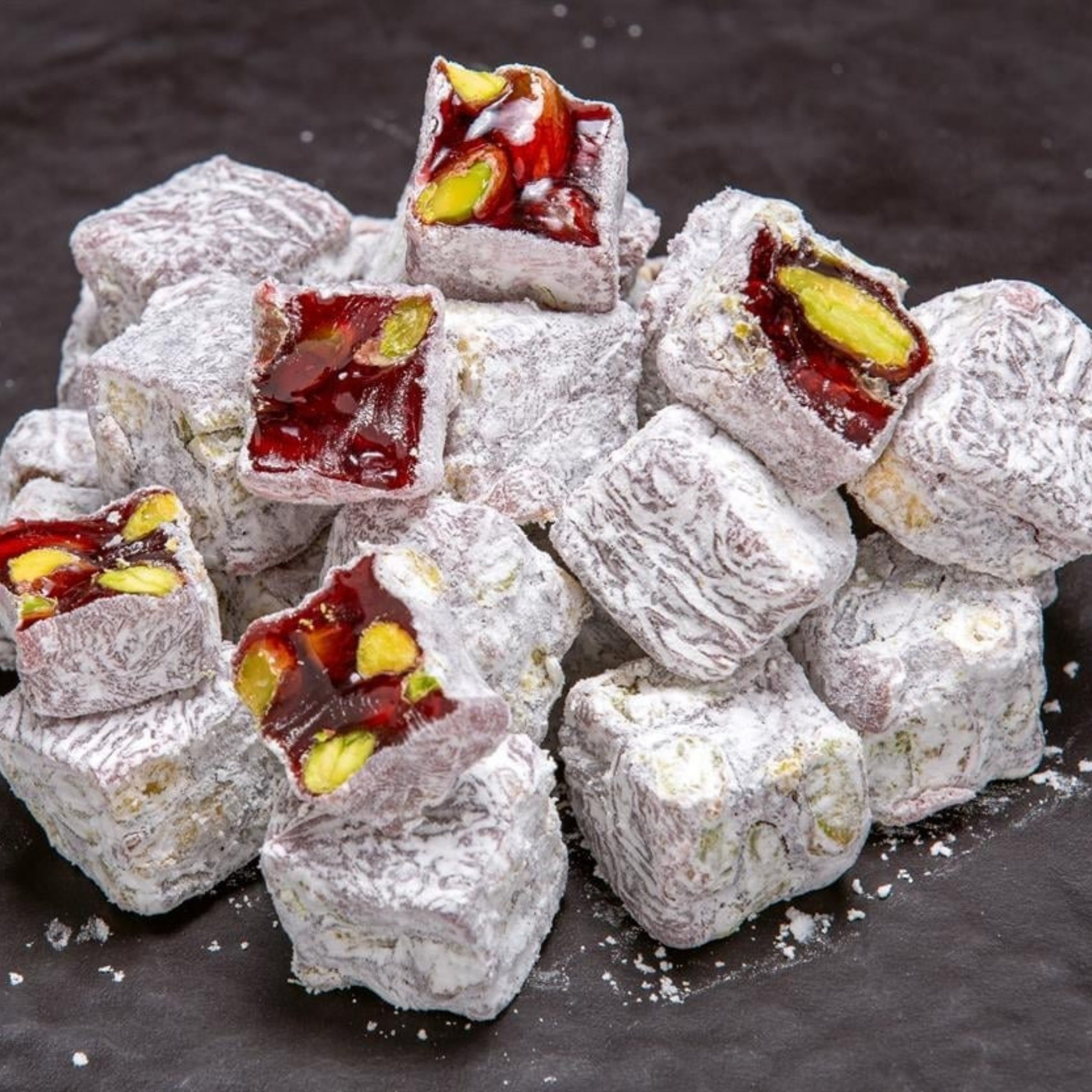 حلقوم تركي بنكهات متنوعة ومكسرات مختارة من حافظ مصطفى