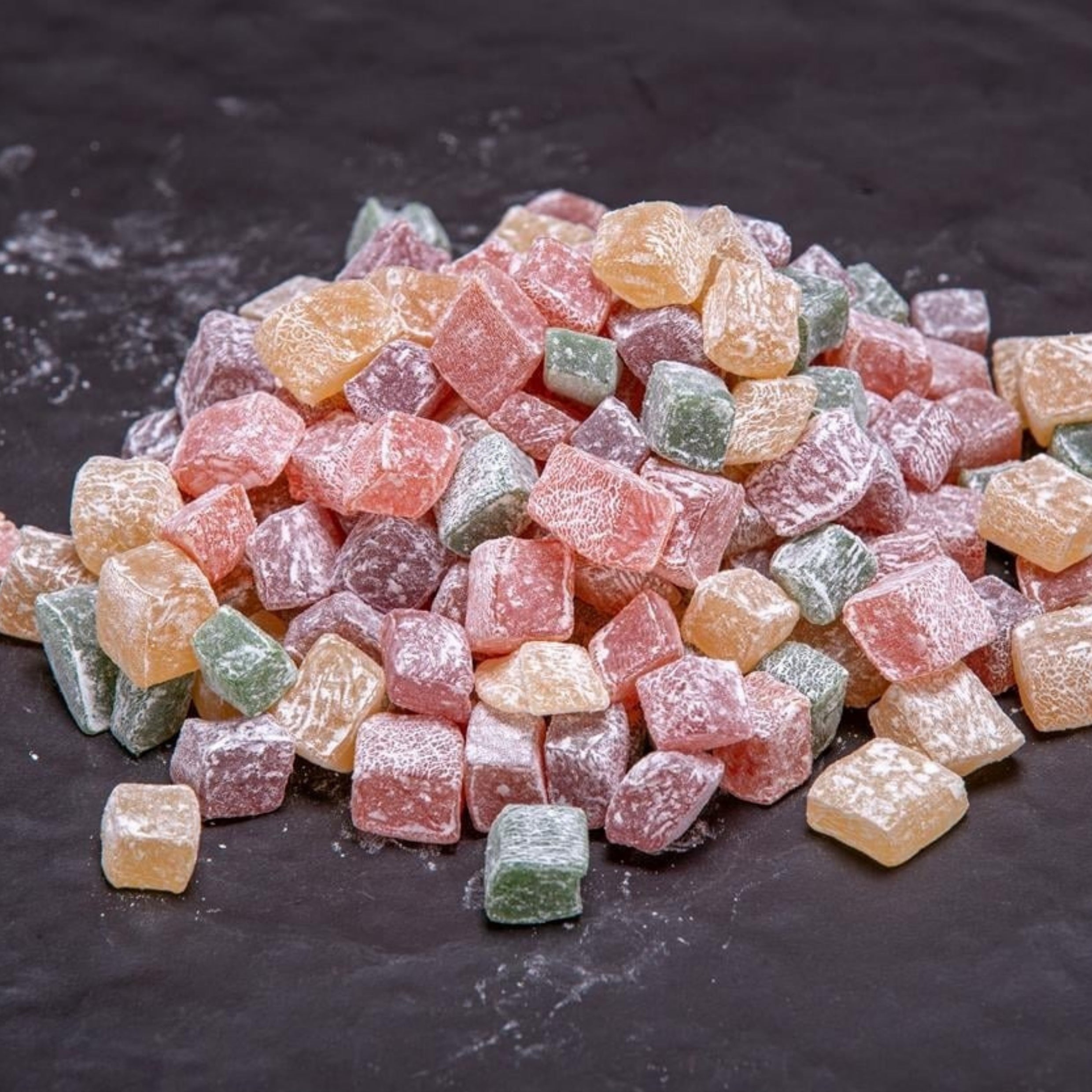 حلقوم تركي بنكهات متنوعة ومكسرات مختارة من حافظ مصطفى