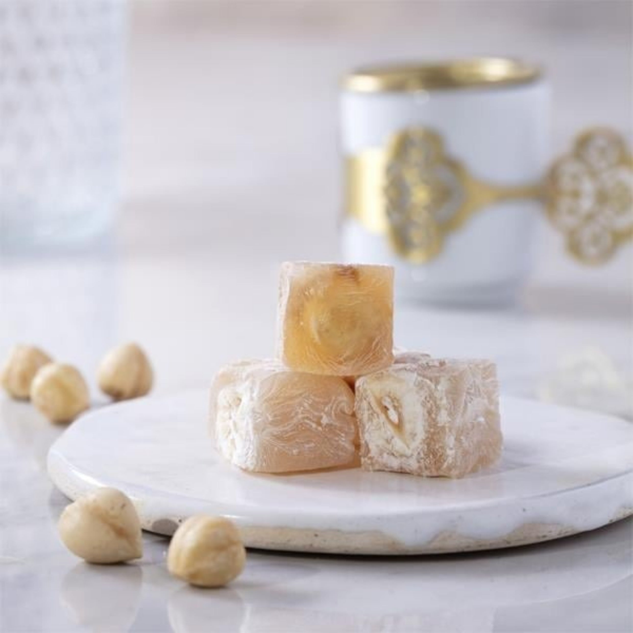 Turkish delight stuffed with hazelnut paste and topped with pistachios 500g - Şikarçı Cevır Erol