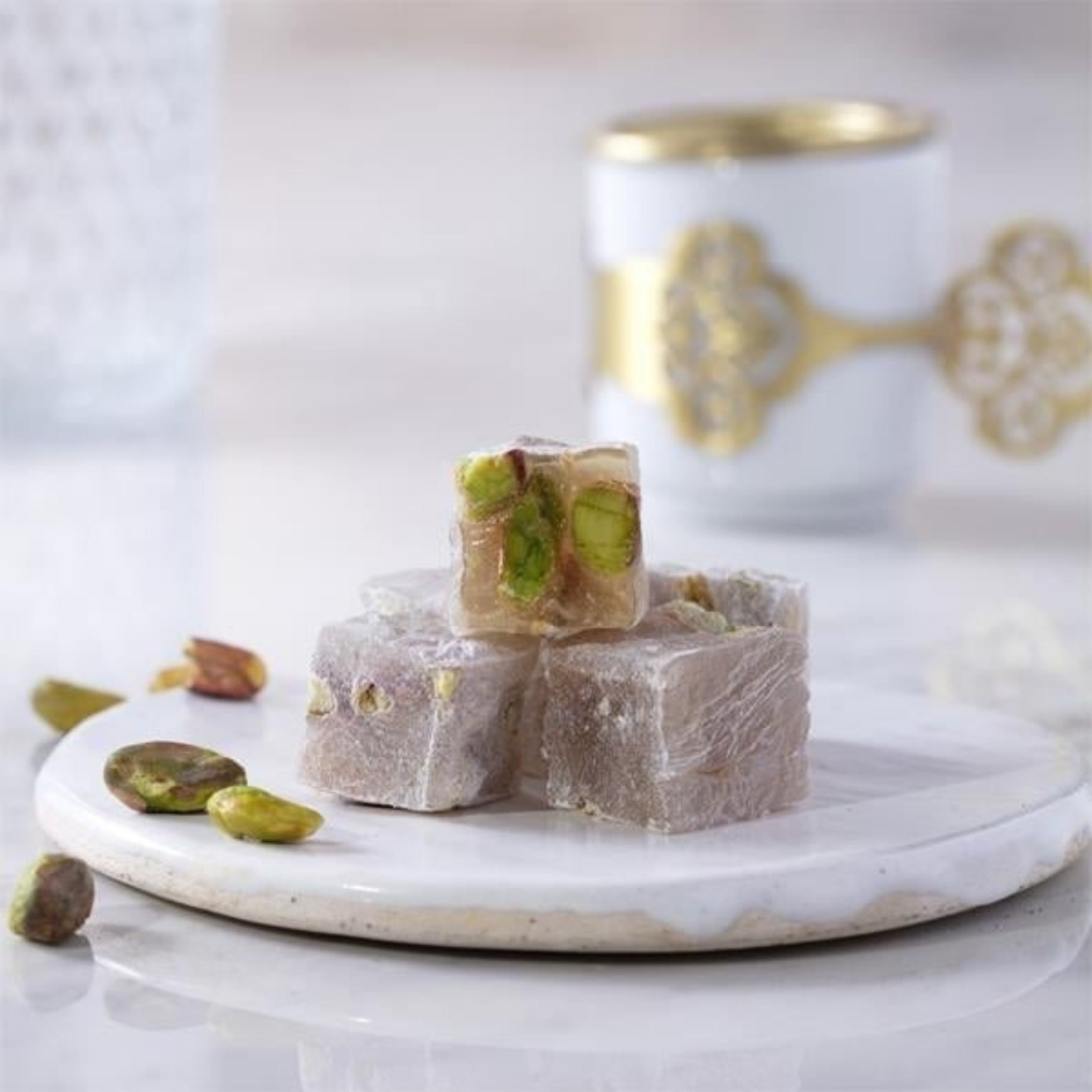 راحة حلقوم تركية محشوة بالمكسرات من شيكارجي جافر إيرول