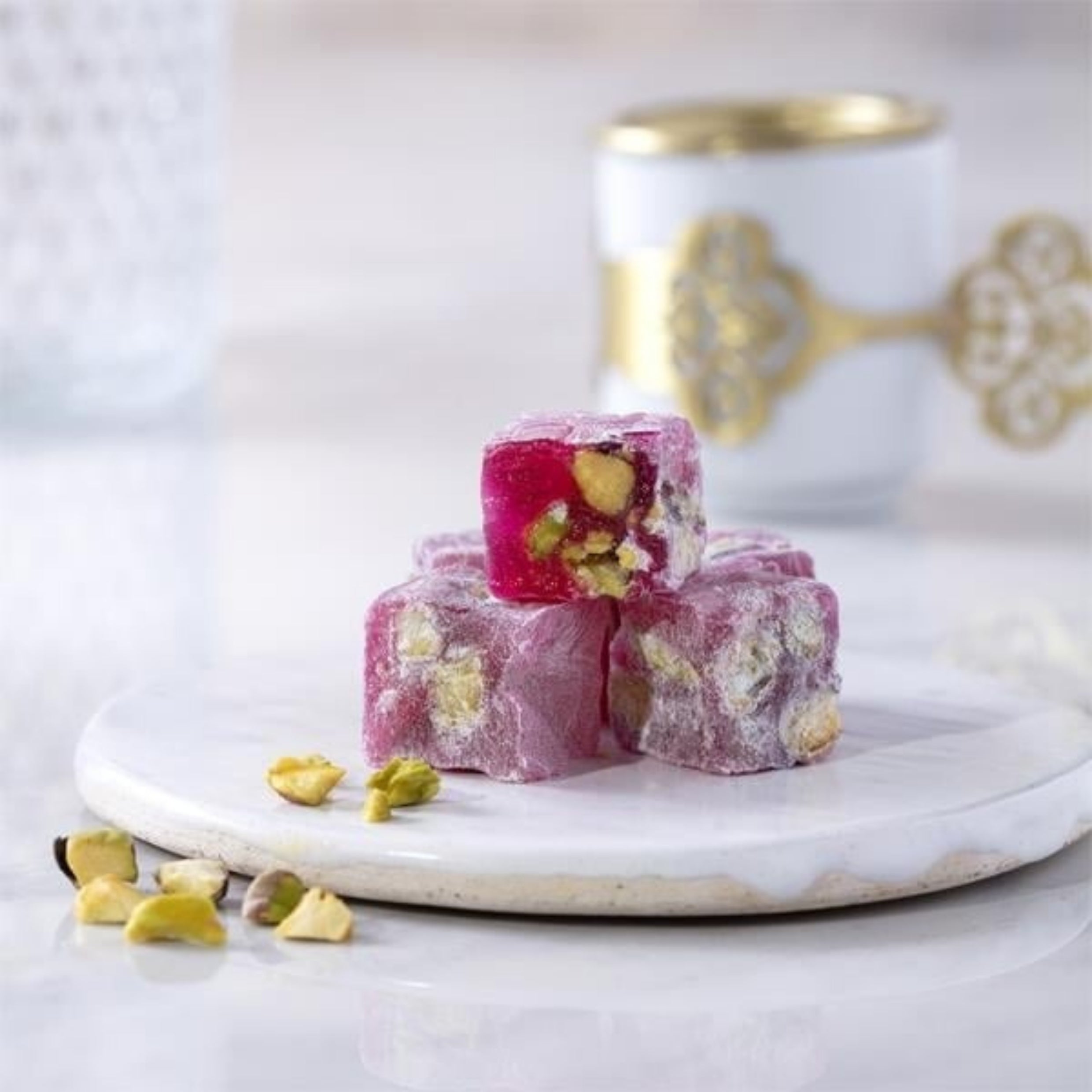 راحة حلقوم تركية محشوة بالمكسرات من شيكارجي جافر إيرول