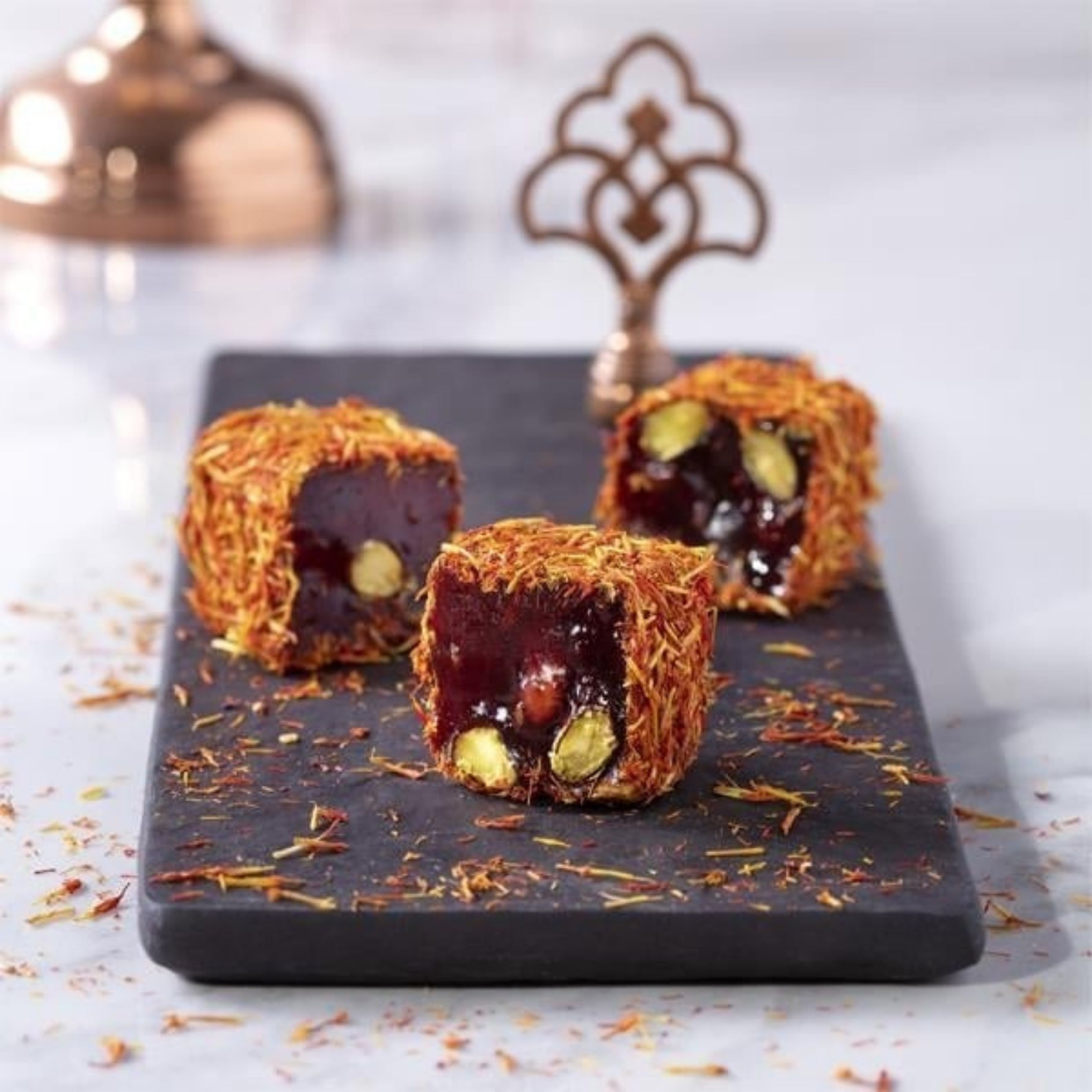 راحة حلقوم تركية محشوة بالمكسرات من شيكارجي جافر إيرول