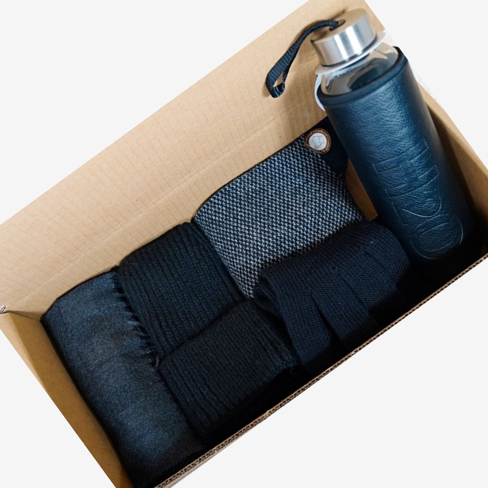 أطقم هدايا فاخرة ومتنوعة – مناسبة للنساء والرجال zawazingo