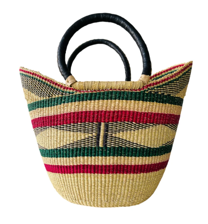 شنطة شاطئ يدويّة الصنع من الأعشاب الطبيعية – تصميم أفريقي تقليدي