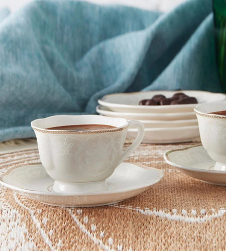 Karaca Turkish coffee cups set with an elegant design for 6 people