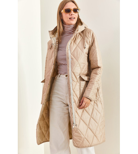 Women's zip-up coat