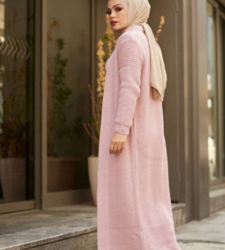 Two-piece pink knitwear dress