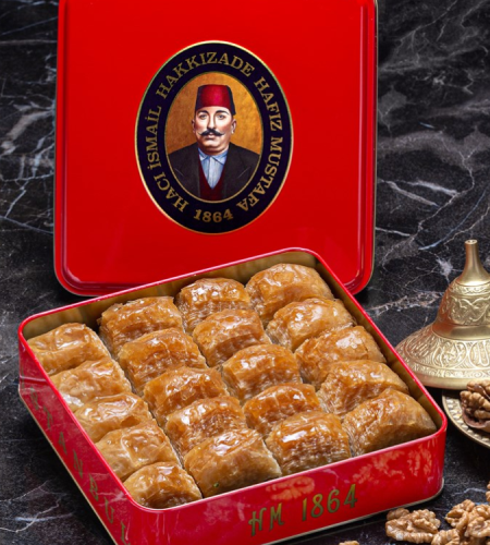 Baklava with Walnut - 1Kg Small Box - by Hafiz Mustafa