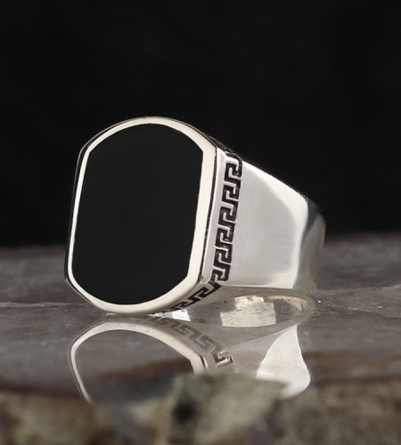 925 silver ring for men inlaid with onyx stone