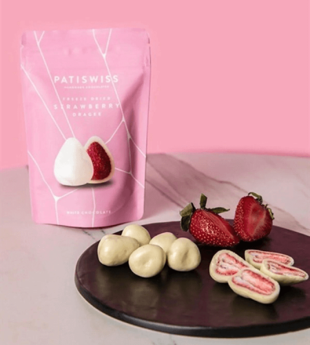 Strawberry dragee with white chocolate from Patiswiss - 80gr