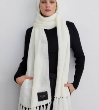Beige Knitted Scarf with Tassels